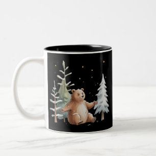 Schattige winter besneeuwde beer whimsical woodlan tweekleurige koffiemok
