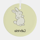 Schattige wit konijn gepersonaliseerde naam geel glas ornament (Achterkant)