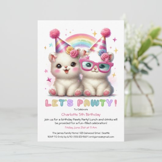 Schattige Witte Baby Dieren Verjaardagsuitnodiging Kaart (Staand voorkant)