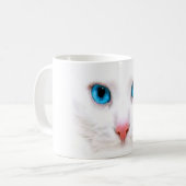 schattige witte kat, grappige mug koffiemok (Voorkant links)