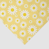 Schattige Witte Lente Madeliefjes op Geel Tissuepapier (Detail)