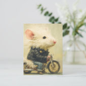 Schattige witte muis op een motorfiets briefkaart (Staand voorkant)
