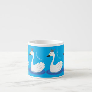 Schattige witte zwaan met kroon cartoon espresso kop