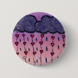 Schattige wolken, harten en regendruppels ronde button 5,7 cm