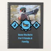 Schattige Wood Duck Monogram Foto Planner (Voorkant)