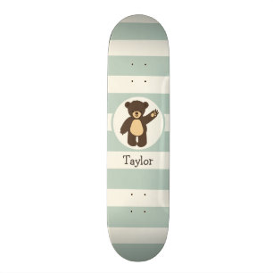 Schattige Woodland Brown Beer; Sage Green Stripes Skateboard