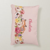 Schattige Woodland Fox Slaap op Bloemen Roze Naam Accent Kussen (Achterkant (Verticaal))