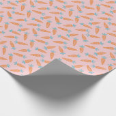 Schattige wortelpatroon op lichtroze cadeaupapier (Hoek)