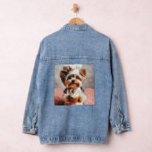 Schattige Yorkie Chef met vers gebakken cupcake op Denim Jacket (Hangar)