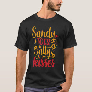 Schattige zandstrand tenen en zoute kussen zomerti t-shirt
