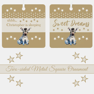 Schattige zebra shhh voeg naam is slapende bruin metalen ornament
