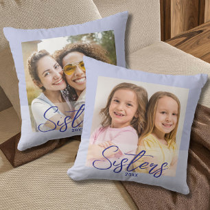 Schattige zusters toen en nu 2 foto's lavendel paa kussen