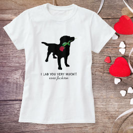 Schattige Zwart Lab Valentijn Hond met rode roos T-shirt