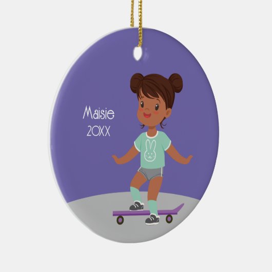 Schattige zwart meisje skateboard keramisch ornament (Rechts)