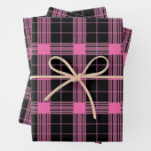 Schattige zwart roze betegeld plaid patroon inpakpapier vel (In situ)
