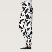 Schattige zwart-wit dinosauruspatroon leggings (Links)