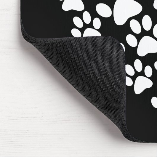 Schattige zwart wit paw print muismat (Hoek)