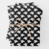 Schattige zwart-wit spookpatroon Halloween Inpakpapier Vel (In situ)