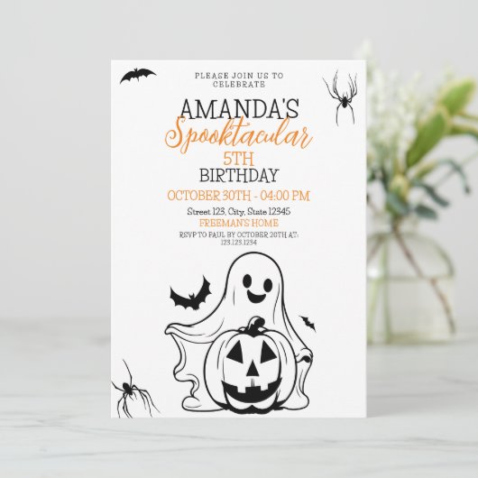 Schattige Zwart-wit Spooky Ghost Pumpkin Verjaarda Kaart (Staand voorkant)