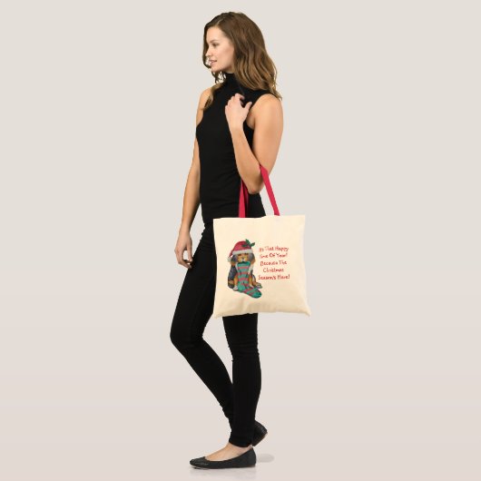 schattige zwarte en bruine puppy met kerstmis tote bag (Voorkant (model))