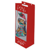 schattige zwarte en bruine puppy met kerstmis wijn cadeautas (Voorkant Gekanteld)