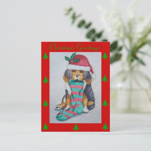 schattige zwarte en bruine puppy ' s op kerst feestdagenkaart (Staand voorkant)