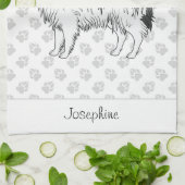 Schattige zwarte en witte Phalène-hond met eigen n Theedoek (Gevouwen)