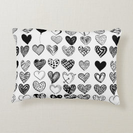 Schattige zwarte-hartenkrabbeltekening accent kussen