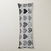 Schattige zwarte-hartenkrabbeltekening lichaamskussen (Achterkant (Verticaal))