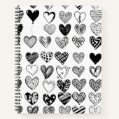 Schattige zwarte-hartenkrabbeltekening notitieboek (Voorkant)