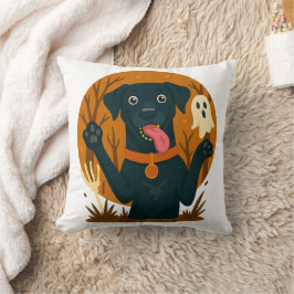 Schattige zwarte hond met spook kussen