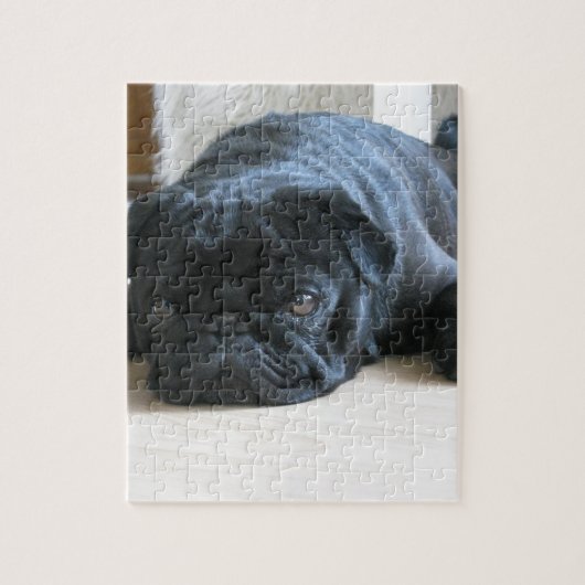 Schattige Zwarte Pug Slapend Legpuzzel (Verticaal)