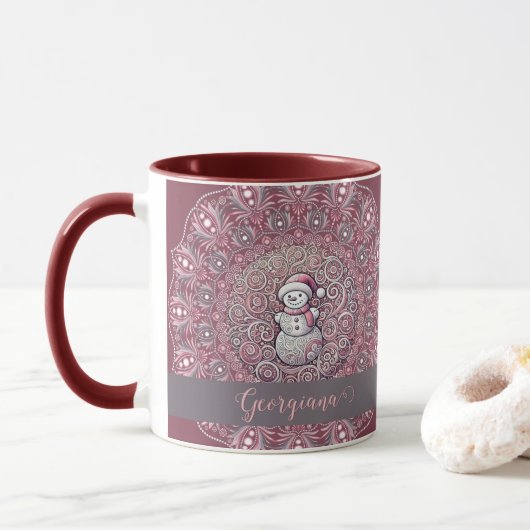 Schattigee aangepaste naam Whimsical Pink Snowman Mok (Met donut)