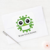 Schattigee Aangepaste Tekst Groene Viruskiem Emoji Vierkante Sticker (Envelop)