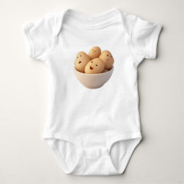 Schattigee aardappelen in een kom romper