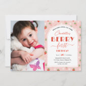 Schattigee aardbeien bessen eerste 1e verjaardag f kaart (Voorkant)