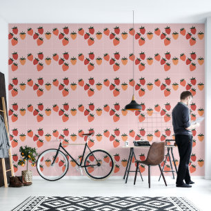 Schattigee aardbeien op Dusty Pink Behang
