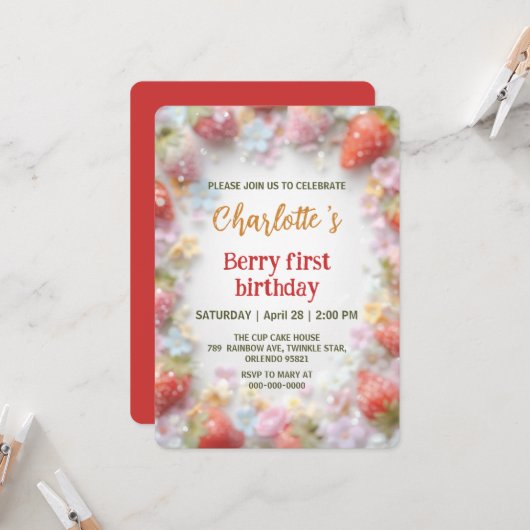 Schattigee aardbeien regenboogpatroon 1e verjaarda kaart (Voorkant / Achterkant in situ)