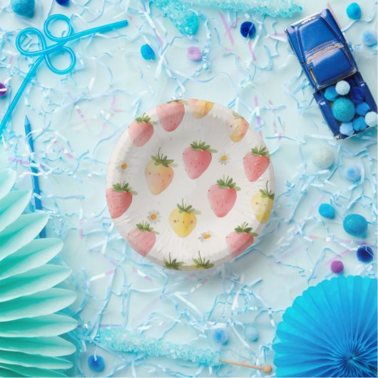 Schattigee aardbeien regenboogpatroon verjaardagsf papieren kommen (Feest)