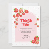 Schattigee aardbeienbes Eerste 1e Verjaardag Bedankkaart (Voorkant)