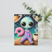 Schattigee alien met koffie en donut in de ruimte briefkaart (Staand voorkant)