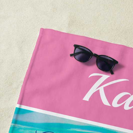 Schattigee Alpaca rode bril personaliseren naamber Strandlaken (In situ)