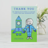 Schattigee Astronaut Boy Rocket Verjaardag Uw foto Bedankkaart (Staand voorkant)