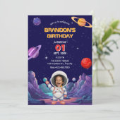 Schattigee astronaut ruimtefoto verjaardag kaart (Staand voorkant)