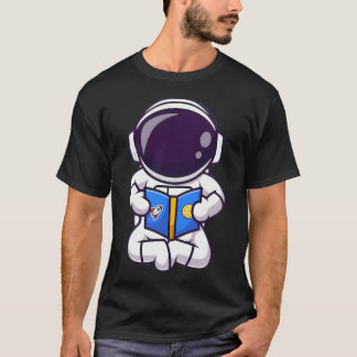 Schattigee astronaut zit een boek te lezen. t-shirt