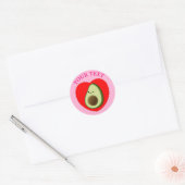 Schattigee avocado tekening met roze tekst en acht ronde sticker (Envelop)