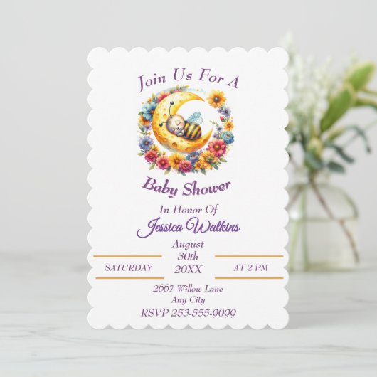 Schattigee Baby Bumble Bee Slaapt Op Een Halve Maa Kaart (Staand voorkant)