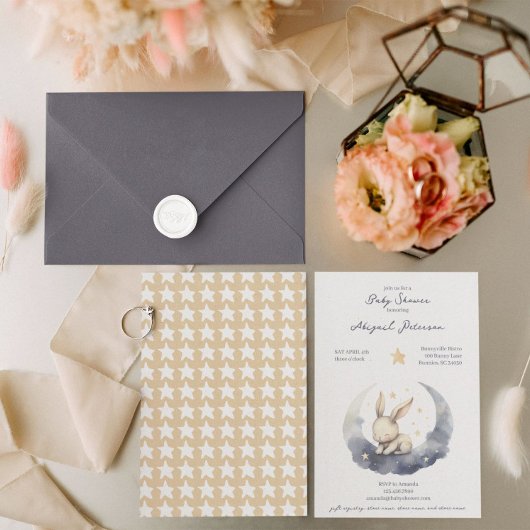 Schattigee Baby Bunny op een maan met sterren Baby Kaart