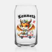 Schattigee baby-draak helpt in ziekenhuis blikvorm glas (Voorkant)