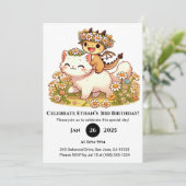 Schattigee Baby Dragon Riding White Cat Verjaardag Kaart (Staand voorkant)